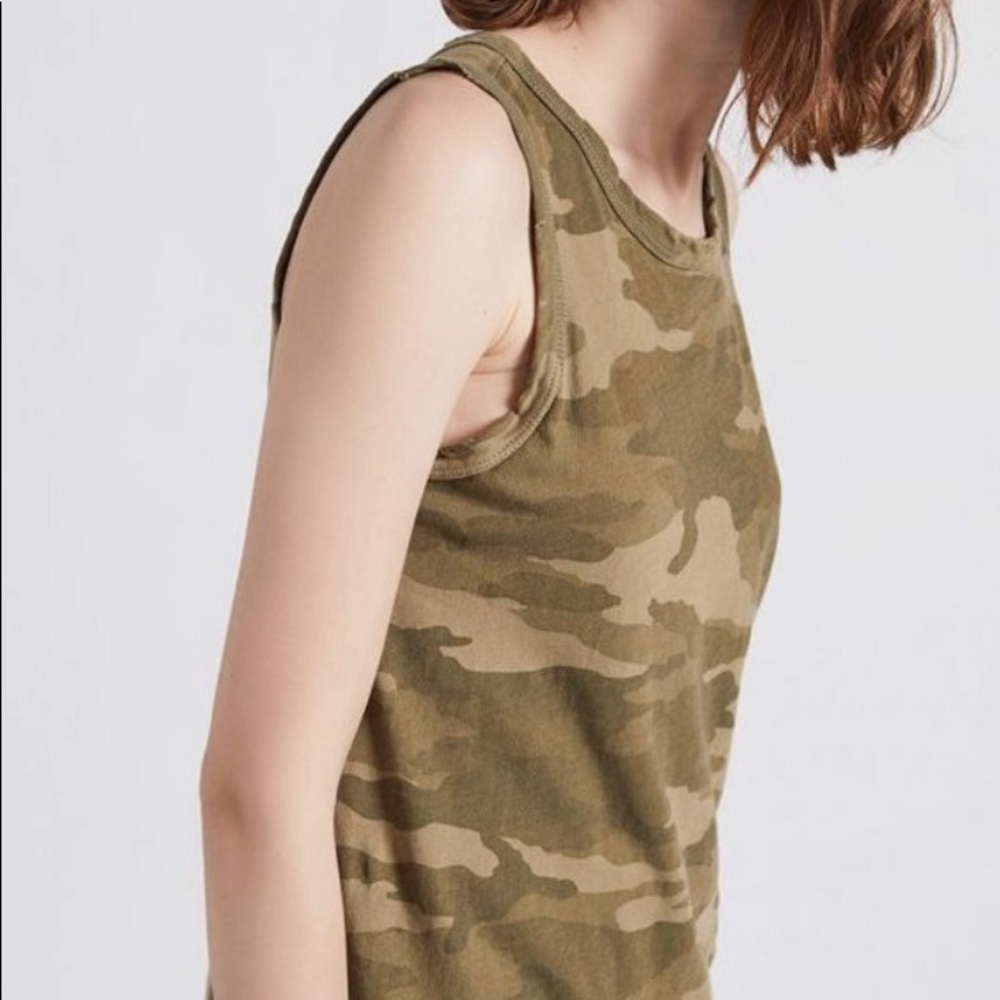 NWT $118 The Muscle Tee Camo-Print Tank